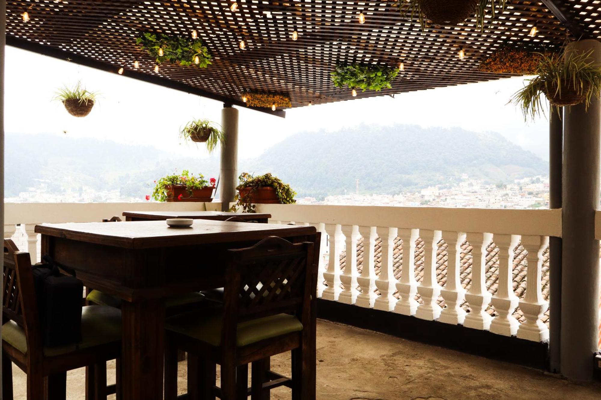 Lar Antiqua Hotel Quetzaltenango Exteriör bild